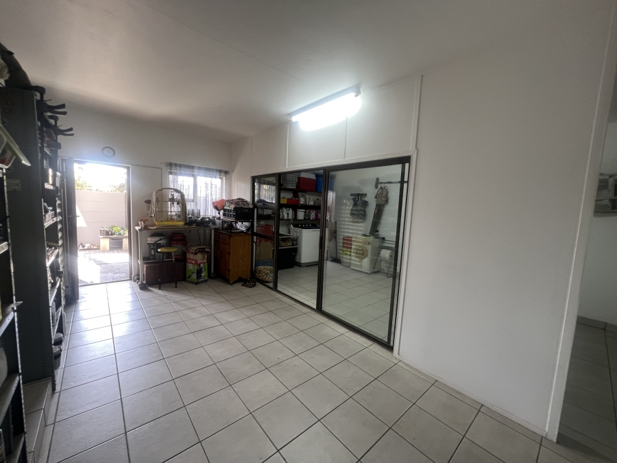 3 Bedroom Property for Sale in Jeffreys Bay Central Eastern Cape